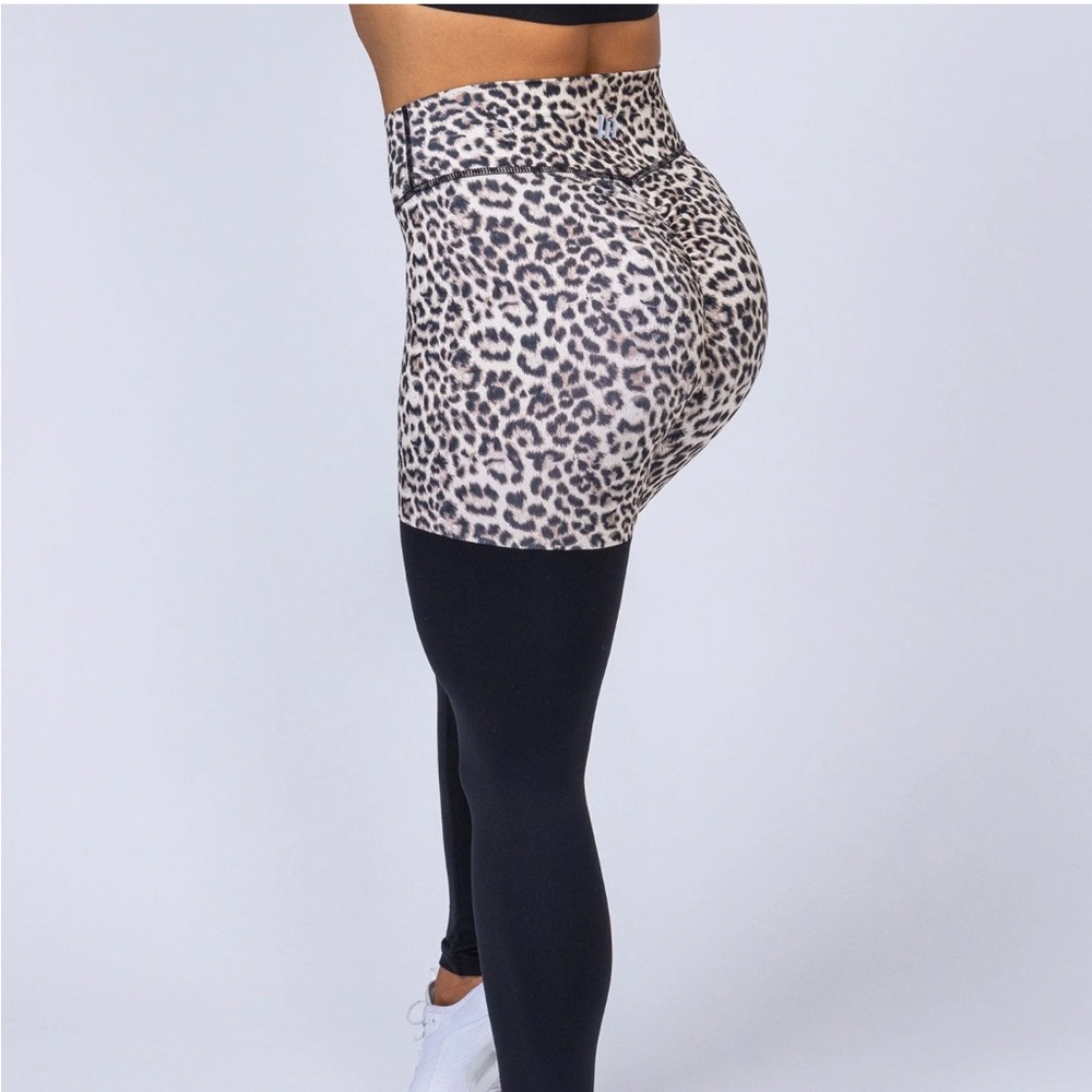 MUSCLE NATION SCRUNCH LEGGING